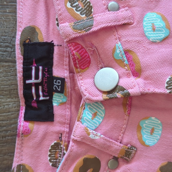 RANCH DRESS'N Fallon Taylor "pink donut" print bootcut rodeo jeans sz 26 NEW/NWT - Picture 9 of 11